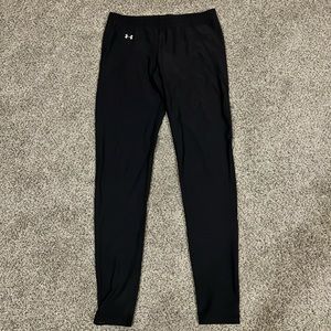 Under armor black workout pants/ leggings / long-johns with elastic bottoms